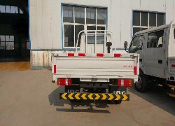 Продажа китайского Бортового грузовика Jinbei (JBC) SY1044SLQSQ в Казахстане за 22000 $. Фотография 1 Купить Бортовой грузовик Jinbei (JBC) (Китай) в Алматы, модель SY1044SLQSQ, цена DDP: 22000 $. Фото 1