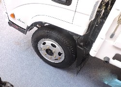 Продажа китайского Бортового грузовика T-King Ouling ZB1043LPD6F в Казахстане за 000 $. Фотография 4 Купить Бортовой грузовик T-King Ouling (Китай) в Алматы, модель ZB1043LPD6F, цена DDP: 000 $. Фото 4