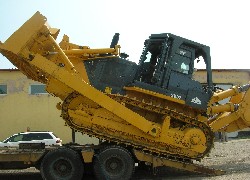 Продажа китайского бульдозера SD32 SHANTUI в Казахстане за 000 $. Фотография 2 Купить Бульдозер SHANTUI (Китай) в Алматы, модель SD32, цена DDP: 000 $. Фото 2