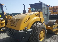 Продажа китайского одновальцового вибрационного катка Foton Lovol FS814-IM в Казахстане за 000 $. Фотография 42 Купить каток Foton Lovol (Китай) в Алматы, модель FS814-IM, цена DDP: 000 $. Фото 42