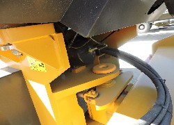 Продажа китайского одновальцового вибрационного катка XCMG XS142J в Казахстане за 000 $. Фотография 3 Купить каток XCMG (Китай) в Алматы, модель XS142J, цена DDP: 000 $. Фото 3