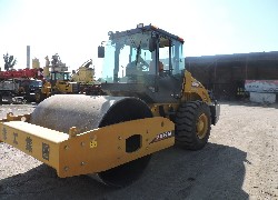 Продажа китайского одновальцового вибрационного катка XCMG XS142J в Казахстане за 000 $. Фотография 14 Купить каток XCMG (Китай) в Алматы, модель XS142J, цена DDP: 000 $. Фото 14