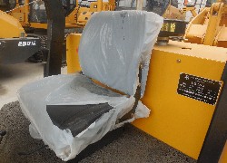 Продажа китайского одновальцового вибрационного катка YITUO (LUOYANG) LSS203 в Казахстане за 000 $. Фотография 3 Купить каток YITUO (LUOYANG) (Китай) в Алматы, модель LSS203, цена DDP: 000 $. Фото 3