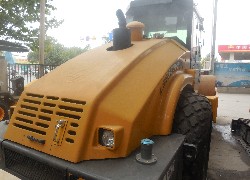 Продажа китайского вибрационного катка YITUO (LUOYANG) LSS2301-2 в Казахстане за 000 $. Фотография 3 Купить каток YITUO (LUOYANG) (Китай) в Алматы, модель LSS2301-2, цена DDP: 000 $. Фото 3