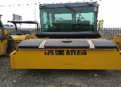 Продажа китайского вибрационного катка YITUO (LUOYANG) YZC10GS в Казахстане за 000 $. Фотография 1 Купить дорожный каток YITUO (LUOYANG) (Китай) в Алматы, модель YZC10GS, цена DDP: 000 $. Фото 1