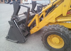 Продажа китайского экскаватора-погрузчика Foton Lovol FLB468-II в Казахстане за 000 $. Фотография 7 Купить экскаватор-погрузчик Foton Lovol (Китай) в Алматы, модель FLB468-II, цена DDP: 000 $. Фото 7