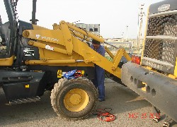 Продажа китайского экскаватора-погрузчика Foton Lovol FLB468-II в Казахстане за 000 $. Фотография 42 Купить экскаватор-погрузчик Foton Lovol (Китай) в Алматы, модель FLB468-II, цена DDP: 000 $. Фото 42