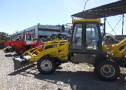 Продажа китайского экскаватора-погрузчика Rhinoceros XN120 в Казахстане за 000 $. Фотография 3 Купить экскаватор-погрузчик Rhinoceros (Китай) в Алматы, модель XN120, цена DDP: 000 $. Фото 3