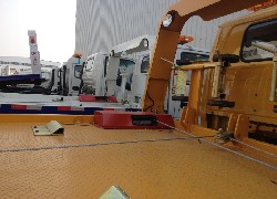 Продажа китайского автоэвакуатора на шасси Dongfeng (DFAC), 5 тонн в Казахстане за 000 $. Фотография 2 Купить fвтоэвакуатор на шасси Dongfeng (DFAC) (Китай) в Алматы, модель 5 тонн, цена DDP: 000 $. Фото 2