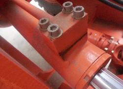 Продажа южно-корейского фронтального погрузчика DOOSAN DL301 в Казахстане за 000 $. Фотография 1 Купить фронтальный погрузчик DOOSAN (Южная Корея) в Алматы, модель DL301, цена DDP: 000 $. Фото 1