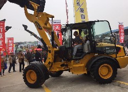 Продажа китайского фронтального погрузчика HERACLES, H580 в Казахстане за 000 $. Фотография 5 Купить фронтальный погрузчик HERACLES (Китай) в Алматы, модель H580, цена DDP: 000 $. Фото 5