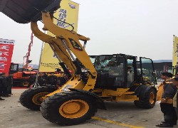 Продажа китайского фронтального погрузчика HERACLES, H580 в Казахстане за 000 $. Фотография 10 Купить фронтальный погрузчик HERACLES (Китай) в Алматы, модель H580, цена DDP: 000 $. Фото 10