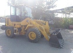 Продажа китайского фронтального погрузчика Foton Lovol FL920-II в Казахстане за 000 $. Фотография 153 Купить фронтальный погрузчик Foton Lovol (Китай) в Алматы, модель FL920-II, цена DDP: 000 $. Фото 153