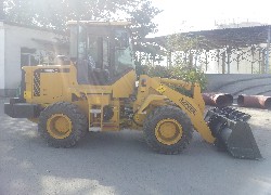 Продажа китайского фронтального погрузчика Foton Lovol FL920-II в Казахстане за 000 $. Фотография 164 Купить фронтальный погрузчик Foton Lovol (Китай) в Алматы, модель FL920-II, цена DDP: 000 $. Фото 164