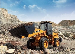 Купить фронтальный погрузчик Foton Lovol (Китай) в Алматы, модель FL935E, цена DDP: 000 $. Фото 23