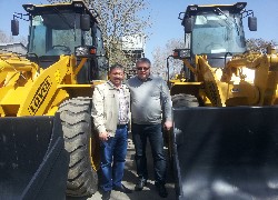 Купить фронтальный погрузчик Foton Lovol (Китай) в Алматы, модель FL935E, цена DDP: 000 $. Фото 64