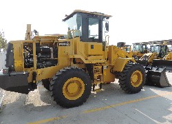 Купить фронтальный погрузчик Foton Lovol (Китай) в Алматы, модель FL936E, цена DDP: 000 $. Фото 7