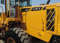 Купить фронтальный погрузчик Foton Lovol (Китай) в Алматы, модель FL936E, цена DDP: 000 $. Фото 25