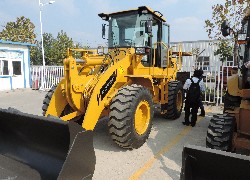 Купить фронтальный погрузчик Foton Lovol (Китай) в Алматы, модель FL936E, цена DDP: 000 $. Фото 29