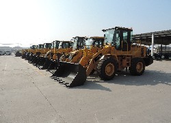 Купить фронтальный погрузчик Foton Lovol (Китай) в Алматы, модель FL936E, цена DDP: 000 $. Фото 62