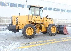 Купить фронтальный погрузчик Foton Lovol (Китай) в Алматы, модель FL936E, цена DDP: 000 $. Фото 73