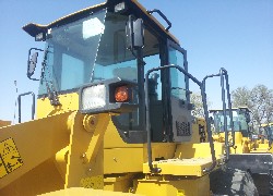 Продажа китайского фронтального погрузчика Foton Lovol FL955F-II в Казахстане за 000 $. Фотография 69 Купить фронтальный погрузчик Foton Lovol (Китай) в Алматы, модель FL955F-II, цена DDP: 000 $. Фото 69