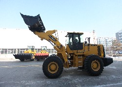 Продажа китайского фронтального погрузчика Foton Lovol FL956F-II в Казахстане за 000 $. Фотография 11 Купить фронтальный погрузчик Foton Lovol (Китай) в Алматы, модель FL956F-II, цена DDP: 000 $. Фото 11