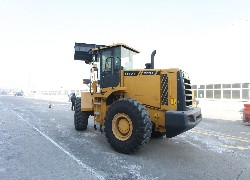 Продажа китайского фронтального погрузчика Foton Lovol FL956F-II в Казахстане за 000 $. Фотография 14 Купить фронтальный погрузчик Foton Lovol (Китай) в Алматы, модель FL956F-II, цена DDP: 000 $. Фото 14