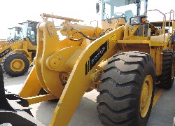 Продажа китайского фронтального погрузчика Foton Lovol FL956F-II в Казахстане за 000 $. Фотография 27 Купить фронтальный погрузчик Foton Lovol (Китай) в Алматы, модель FL956F-II, цена DDP: 000 $. Фото 27