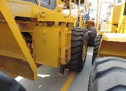 Продажа китайского фронтального погрузчика Foton Lovol FL956F-II в Казахстане за 000 $. Фотография 28 Купить фронтальный погрузчик Foton Lovol (Китай) в Алматы, модель FL956F-II, цена DDP: 000 $. Фото 28