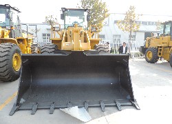 Продажа китайского фронтального погрузчика Foton Lovol FL956F-II в Казахстане за 000 $. Фотография 54 Купить фронтальный погрузчик Foton Lovol (Китай) в Алматы, модель FL956F-II, цена DDP: 000 $. Фото 54