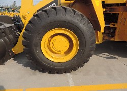 Продажа китайского фронтального погрузчика Foton Lovol FL956F-II в Казахстане за 000 $. Фотография 56 Купить фронтальный погрузчик Foton Lovol (Китай) в Алматы, модель FL956F-II, цена DDP: 000 $. Фото 56