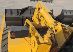 Продажа китайского фронтального погрузчика Foton Lovol FL956F-II в Казахстане за 000 $. Фотография 92 Купить фронтальный погрузчик Foton Lovol (Китай) в Алматы, модель FL956F-II, цена DDP: 000 $. Фото 92