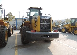 Купить фронтальный погрузчик Foton Lovol (Китай) в Алматы, модель FL958G-II, цена DDP: 000 $. Фото 1