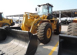 Купить фронтальный погрузчик Foton Lovol (Китай) в Алматы, модель FL958G-II, цена DDP: 000 $. Фото 22