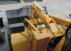 Продажа китайского фронтального погрузчика Foton Lovol FL966F-II в Казахстане за 000 $. Фотография 32 Купить фронтальный погрузчик Foton Lovol (Китай) в Алматы, модель FL966F-II, цена DDP: 000 $. Фото 32