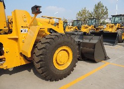 Продажа китайского фронтального погрузчика Foton Lovol FL966F-II в Казахстане за 000 $. Фотография 45 Купить фронтальный погрузчик Foton Lovol (Китай) в Алматы, модель FL966F-II, цена DDP: 000 $. Фото 45