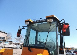 Продажа китайского фронтального погрузчика RONGWEI, ZL920 в Казахстане за 000 $. Фотография 10 Купить фронтальный погрузчик RONGWEI (Китай) в Алматы, модель ZL920, цена DDP: 000 $. Фото 10