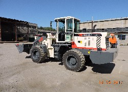 Продажа китайского фронтального погрузчика RONGWEI, ZL942 в Казахстане за 000 $. Фотография 14 Купить фронтальный погрузчик RONGWEI (Китай) в Алматы, модель ZL942, цена DDP: 000 $. Фото 14