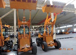 Продажа китайского фронтального погрузчика RONGWEI, ZL942 в Казахстане за 000 $. Фотография 31 Купить фронтальный погрузчик RONGWEI (Китай) в Алматы, модель ZL942, цена DDP: 000 $. Фото 31