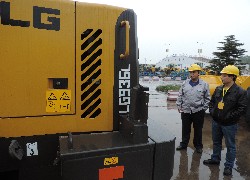 Продажа китайского фронтального погрузчика SDLG, LG936L в Казахстане за 000 $. Фотография 20 Купить фронтальный погрузчик в Алматы, Астане, Караганде - SDLG, модель LG936L, Китай, цена DDP: 000 $. Фото 20