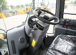 Продажа китайского фронтального погрузчика SDLG, LG952H в Казахстане за 000 $. Фотография 27 Купить фронтальный погрузчик в Алматы, Астане, Караганде - SDLG, модель LG952H, Китай, цена DDP: 000 $. Фото 27