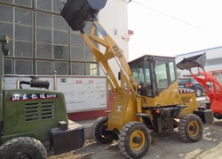 Купить фронтальный погрузчик SDYD (Китай) в Алматы, модель ZL12, цена DDP: 000 $ $. Фото 10