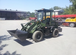 Продажа китайского фронтального погрузчика SDYD, ZL18 в Казахстане за 000 $. Фотография 25 Купить фронтальный погрузчик SDYD (Китай) в Алматы, модель ZL18, цена DDP: 000 $. Фото 25