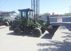 Продажа китайского фронтального погрузчика SDYD, ZL18 в Казахстане за 000 $. Фотография 31 Купить фронтальный погрузчик SDYD (Китай) в Алматы, модель ZL18, цена DDP: 000 $. Фото 31