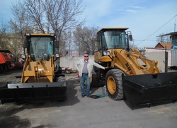 Продажа китайского фронтального погрузчика SDYD, ZL30 в Казахстане за 000 $. Фотография 94 Купить фронтальный погрузчик SDYD (Китай) в Алматы, модель ZL30, цена DDP: 000 $. Фото 94