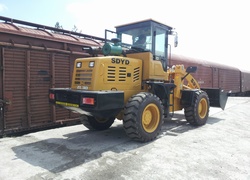 Продажа китайского фронтального погрузчика SDYD, ZL30 в Казахстане за 000 $. Фотография 103 Купить фронтальный погрузчик SDYD (Китай) в Алматы, модель ZL30, цена DDP: 000 $. Фото 103