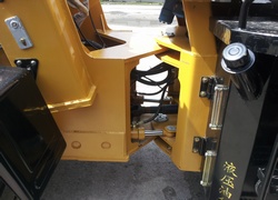 Продажа китайского фронтального погрузчика SDYD, ZL30 в Казахстане за 000 $. Фотография 107 Купить фронтальный погрузчик SDYD (Китай) в Алматы, модель ZL30, цена DDP: 000 $. Фото 107