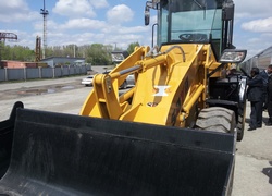 Продажа китайского фронтального погрузчика SDYD, ZL30 в Казахстане за 000 $. Фотография 108 Купить фронтальный погрузчик SDYD (Китай) в Алматы, модель ZL30, цена DDP: 000 $. Фото 108