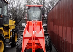 Продажа китайского фронтального погрузчика SDYD, ZL920 в Казахстане за 000 $. Фотография 23 Купить фронтальный погрузчик SDYD (Китай) в Алматы, модель ZL920, цена DDP: 000 $. Фото 23